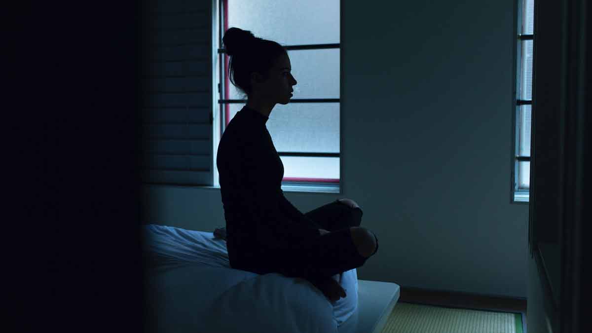 Dream-disturbed Sleep during the Pandemic: Can Light Therapy Help?