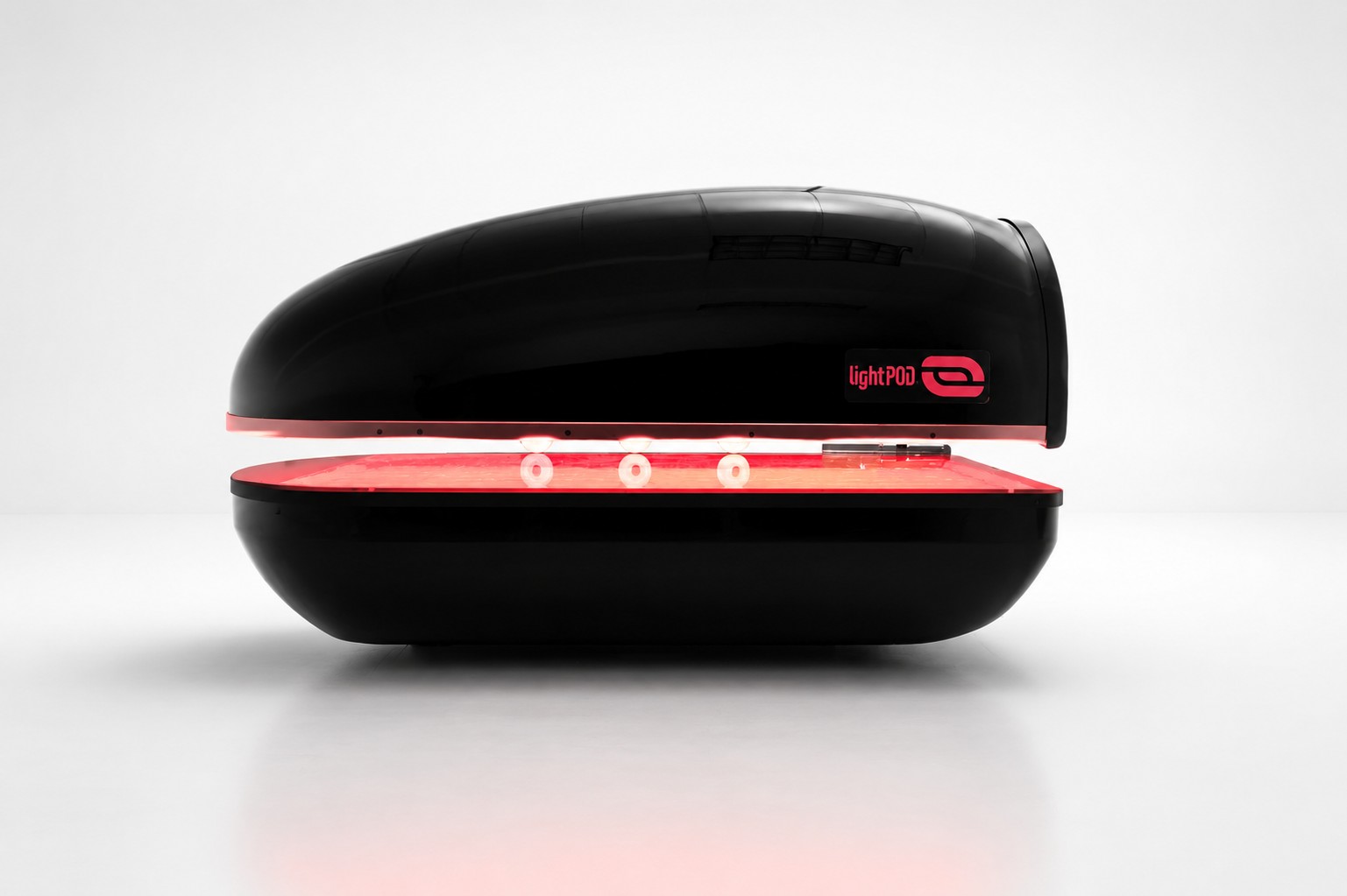 A pod used for red light therapy in St. Charles, MO.